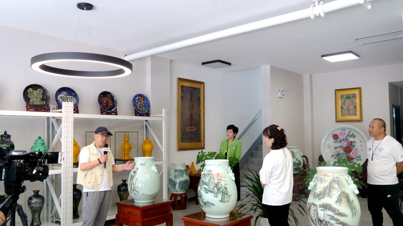 中國文藝名家展覽館淄博館揭牌，落戶淄博博林陶瓷琉璃藝術(shù)院