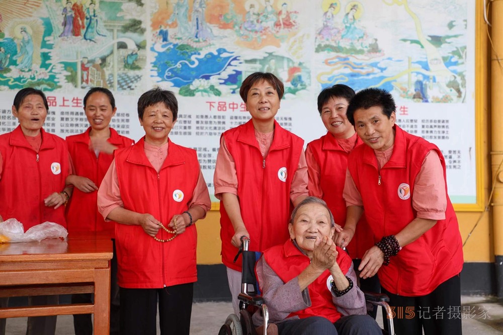 點擊打開原圖 佛教文化封面人物當度法師:以安養丈量我的信仰之路