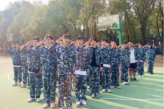 柴時鐘：校長教育思想對學校的發(fā)展至關重要