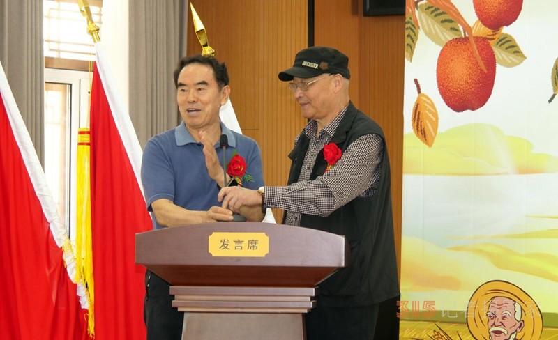 “致敬奮斗歲月”癸卯豐收節(jié)書(shū)畫(huà)名家邀請(qǐng)展開(kāi)幕暨現(xiàn)代書(shū)畫(huà)網(wǎng)展覽活動(dòng)中心揭牌儀式在京舉行